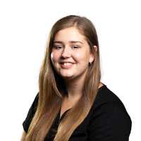 Employee photo of Makayla Apter